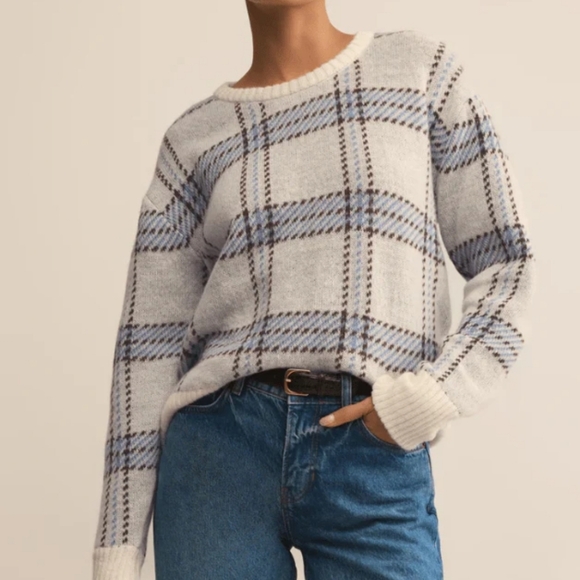 Plaid Sweater - Picture 10 of 11